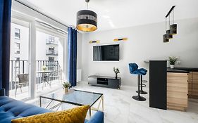 Lovely studio on Tymienieckiego